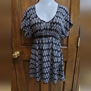 Merona Sz S Black & Off White Sheer Dress P2P 22 W 13 L 33